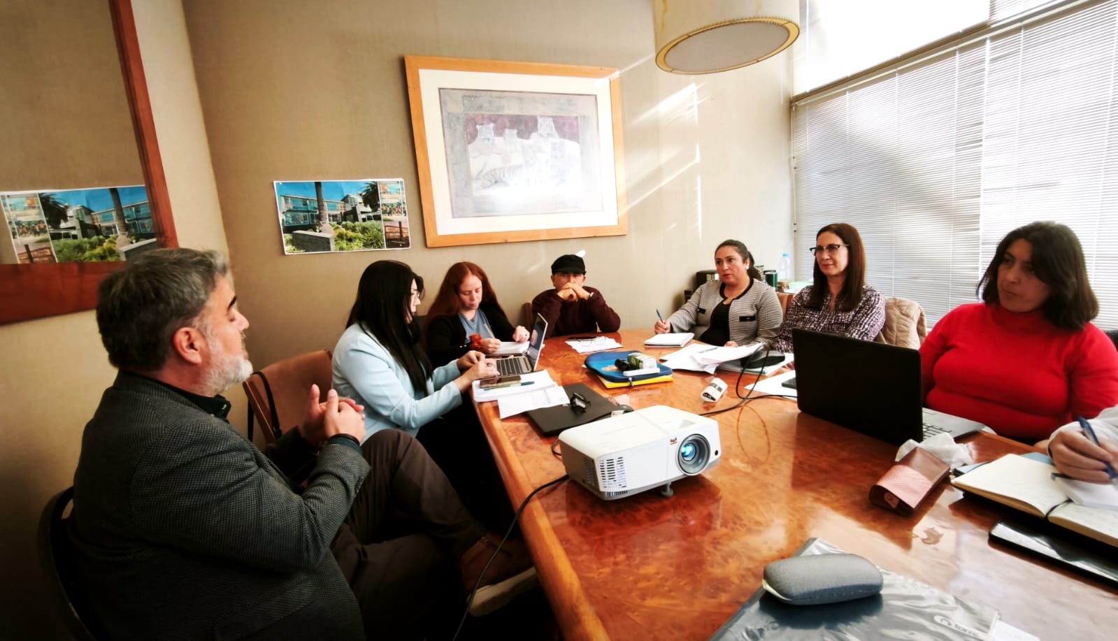 COMITE DIRECTIVO LOCAL DEL SLEP LOS CEREZOS SESIONA CON QUÓRUM PLENO Y AVANZA EN LA IMPLEMENTACIÓN DE LA NUEVA EDUCACIÓN PÚBLICA.